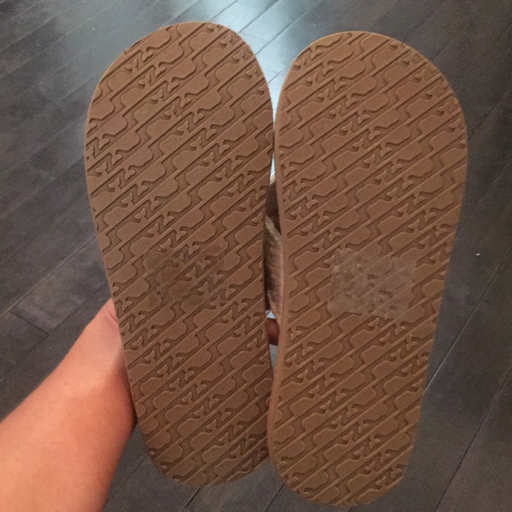 Sandals - Picture 2 of 3